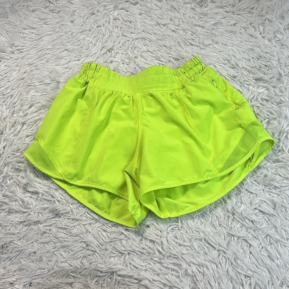 Lululemon Hotty Hot Short II *Long 4" Highlight Yellow - Picture 1 of 7